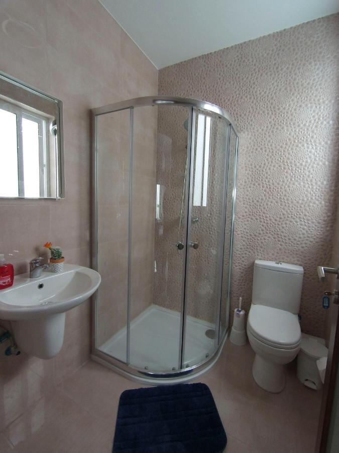 F7 Room 1, Private Double Room With Private Bathroom In Shared Flat Msida Dış mekan fotoğraf