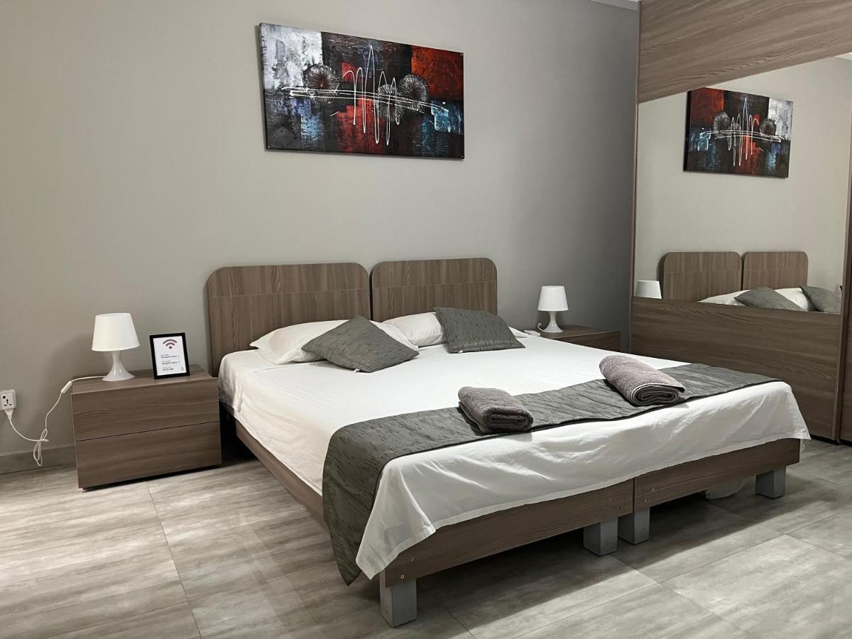 F7 Room 1, Private Double Room With Private Bathroom In Shared Flat Msida Dış mekan fotoğraf